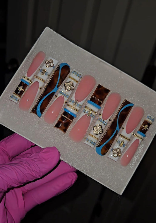 CEEMYNAILS